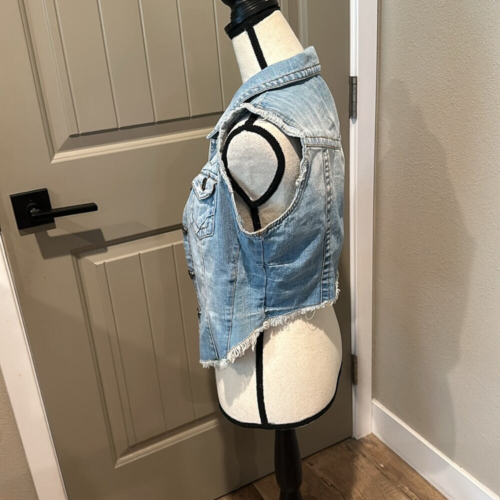 LOVE CULTURE Denim Vest Sz M - Picture 4 of 10